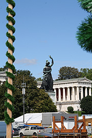 Blick auf die Bavaria (©Foto: Marikka-Laila Maisel)